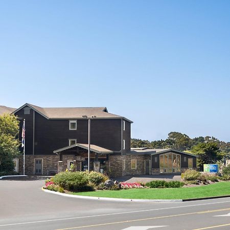 Holiday Inn Express Fort Bragg, An Ihg Hotel Exterior photo